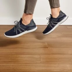 OluKai Mio Lī - Trench Blue / Charcoal -OluKai Shop 10440 DE26 102 M MioLi TrbChr Web Opt