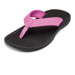 OluKai ‘Ohana - Dragon Fruit / Black 9 OluKai ‘Ohana - Dragon Fruit / Black -OluKai Shop 20110 DU40 AMZ W Ohana DragonFruitBlk