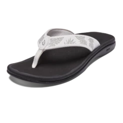 OluKai ‘Ohana - Bright White / Hua -OluKai Shop 20110 WBHQ AMZ Ohana BrightWhiteHua