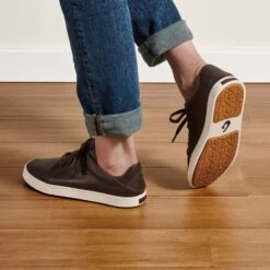 OluKai Pehuea Lī ‘Ili - Dark Java -OluKai Shop 20433 4848 102 W PehueaLi ili DkjDkj Web Opt