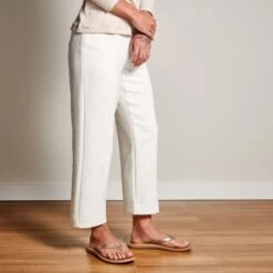 OluKai Kāpehe Luana - Bubbly / Sahara 14 OluKai Kāpehe Luana - Bubbly / Sahara -OluKai Shop 20468 FAFM 102 W KAPEHELUANA BubblySahara 2