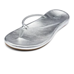 OluKai Huawai - Silver 9 OluKai Huawai - Silver -OluKai Shop 20496 2K2K AMZ W Huawai SilSil