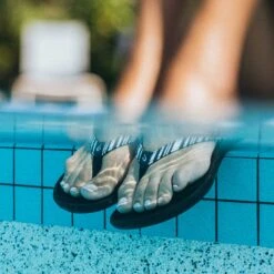 OluKai Ho‘ōpio - Blue Depth / Stripe -OluKai Shop Ho opio 1 80e81102 fe2f 4a1e 842a 8d73a027ab1e