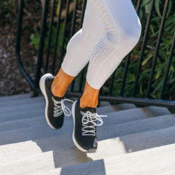 OluKai Kāholo - Black -OluKai Shop Kaholo W 1