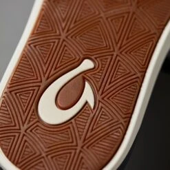 OluKai Maha 'Olu - Trench Blue / Aloha 14 OluKai Maha 'Olu - Trench Blue / Aloha -OluKai Shop Maha Olu Trb 4