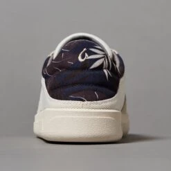 OluKai Pūnini - Off White / Aloha -OluKai Shop Punini Pili OffWht 4